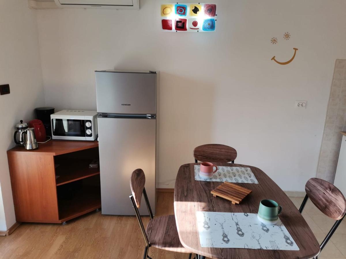 Appartement Sonia Фажана Екстер'єр фото