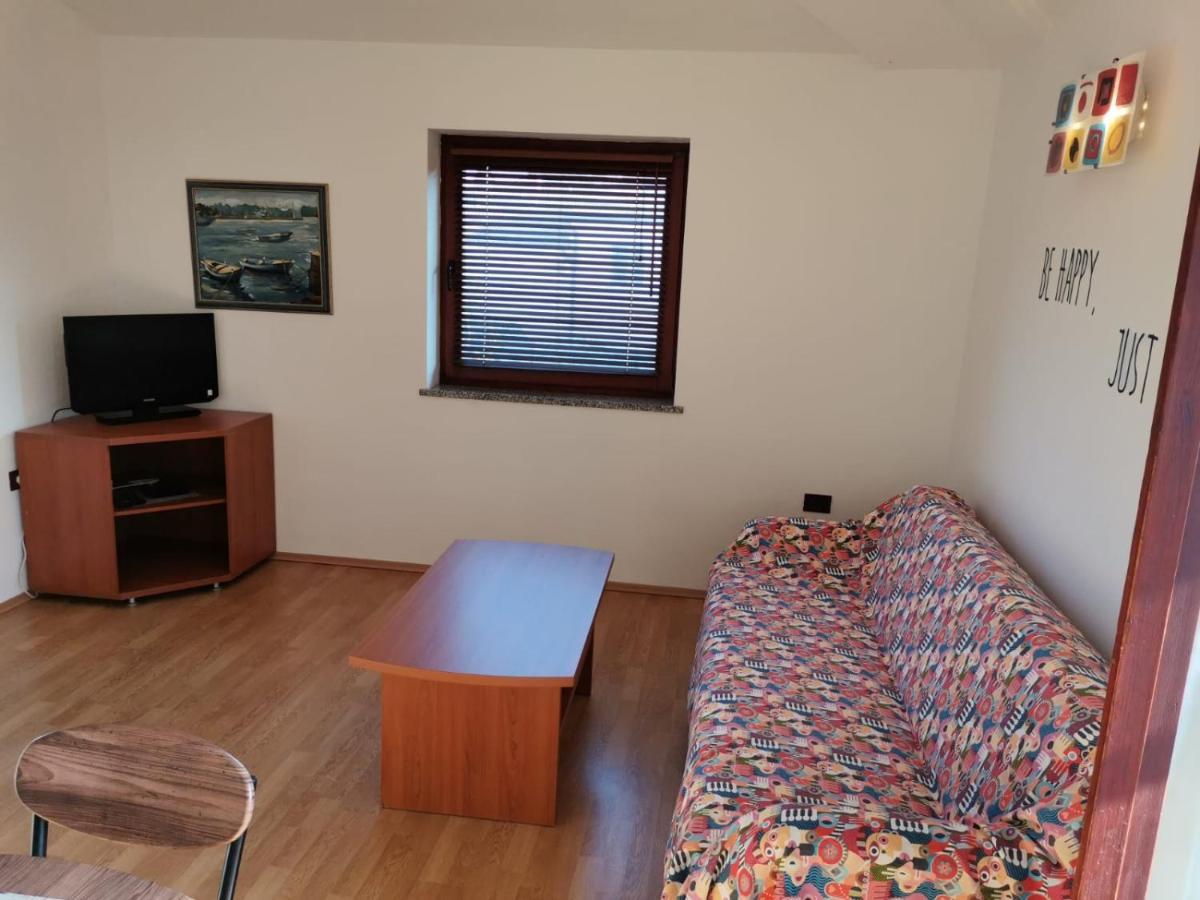Appartement Sonia Фажана Екстер'єр фото
